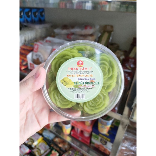 Bánh đậu xanh tươi lá dứa nhân dừa 240g