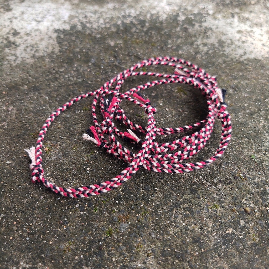Vòng bính handmade đơn giản
