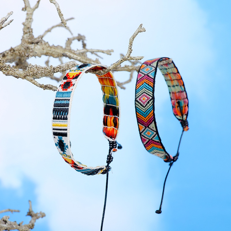 Bộ 4 Vòng Tay Dây Bện Nhiều Màu Phong Cách Bohemia Mới