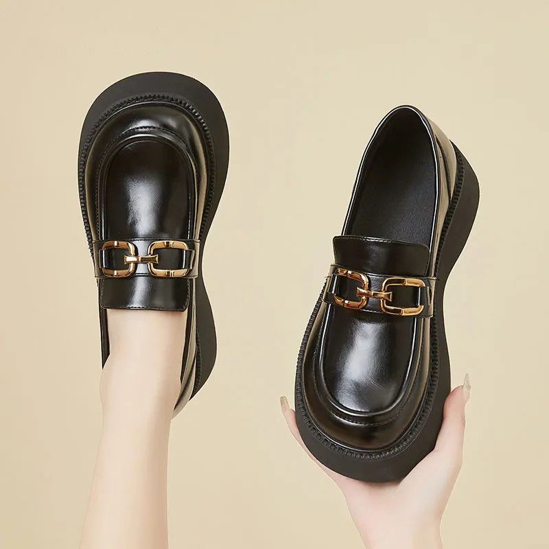 Giày da mềm đế dày hợp thời trang