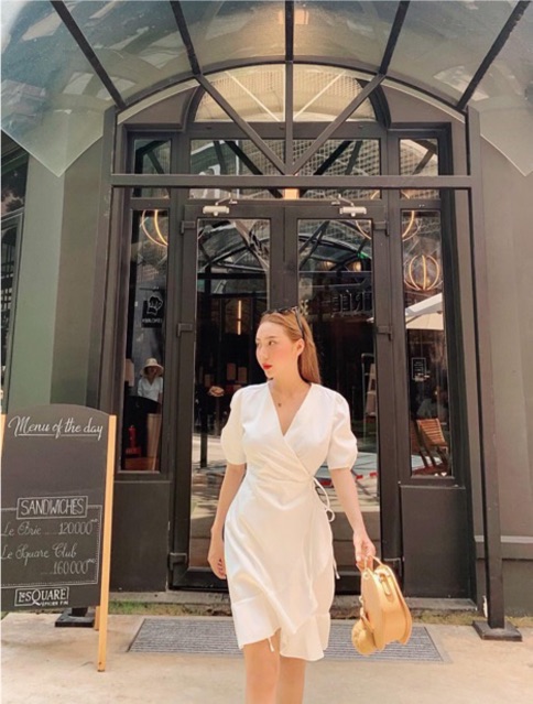 Đầm trắng cổ V đắp tà | BigBuy360 - bigbuy360.vn