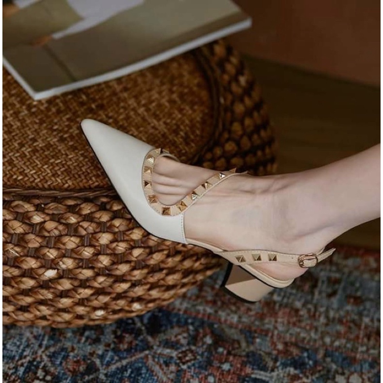 Giày cao gót slingback