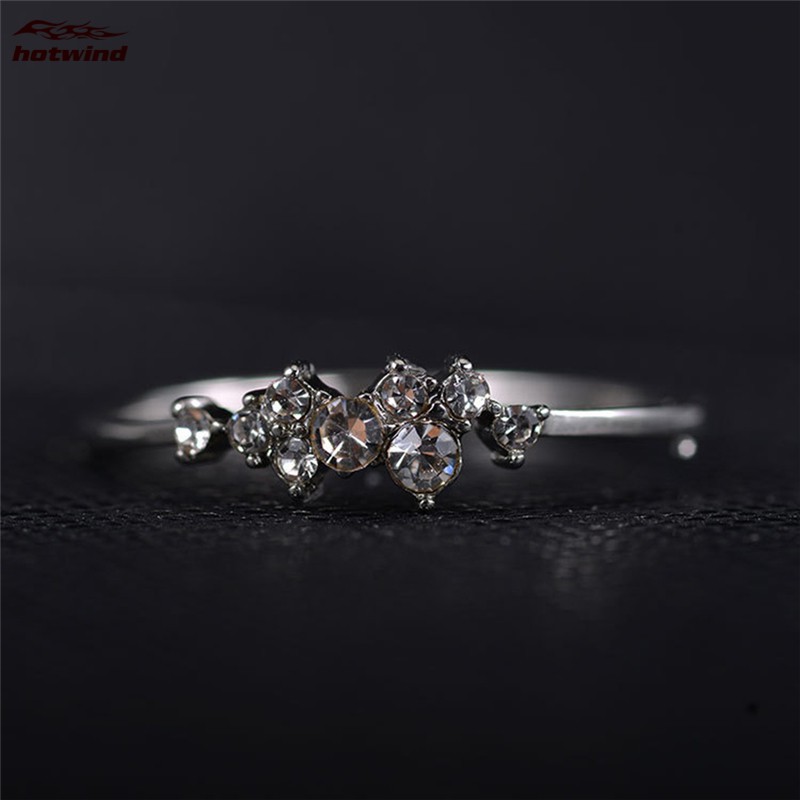 Nhẫn đeo ngón tay thiết kế đính đá nhiều mẫu tùy chọn thời trang