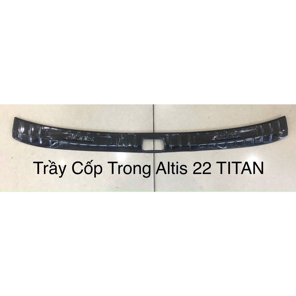 Chống trầy cốp trong, ngoài xe Toyota Altis 2022+ Hàng titan cao cấp