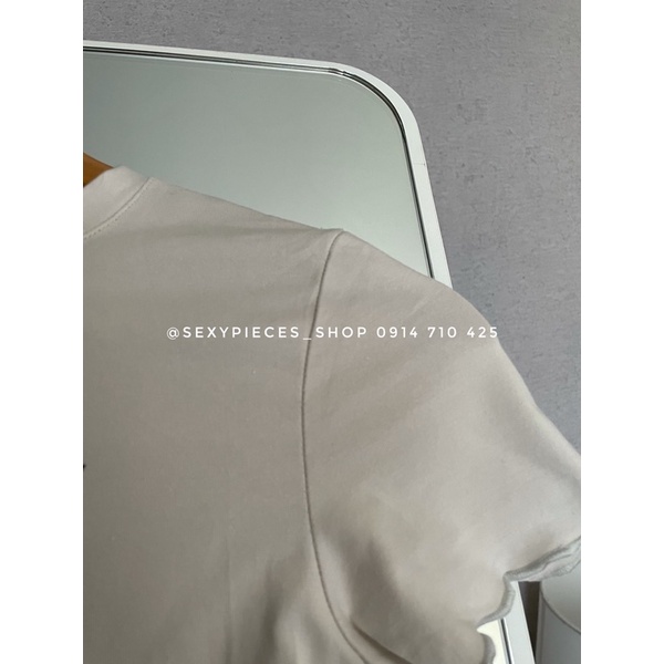 Áo croptop hoạ tiết hình mèo