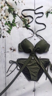 Bikini 2 mảnh xanh rêu