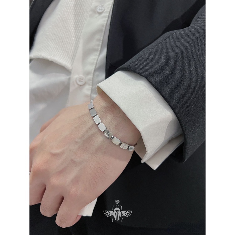 Vòng Tay Thép Titan Phối Xương Rắn Thiết Kế Nhỏ Nhắn Thời Trang Cao Cấp Cho Cặp Đôi