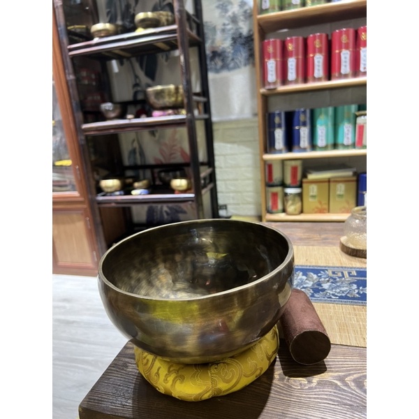 Chuông xoay dòng chiêm tinh 22CM đúc bằng tay tại Nepal