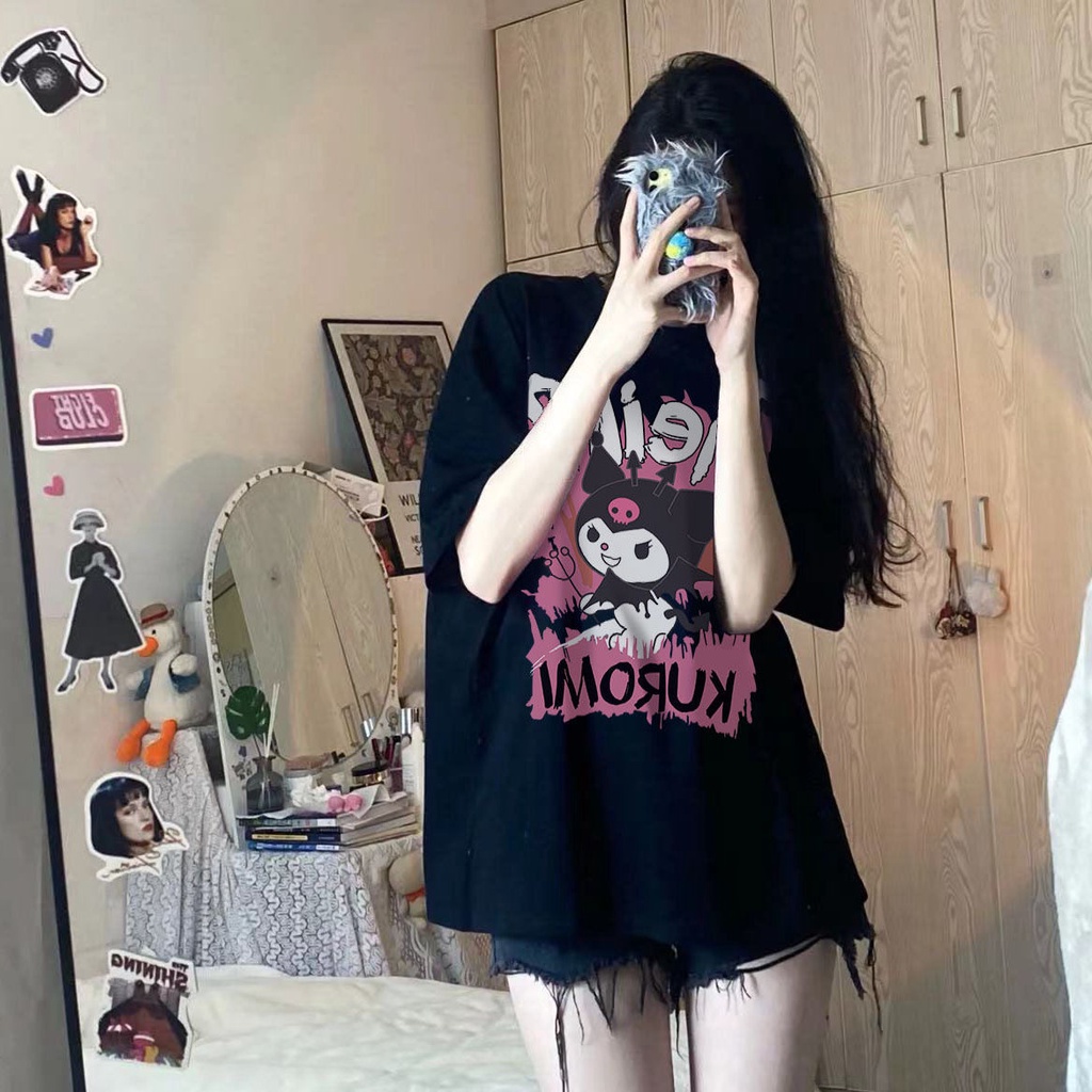 2022 Summer New Cartoon Anime Kulomi Print Black Short-sleeved T-shirt Female College Wind Top Couple Wear Ins Tide