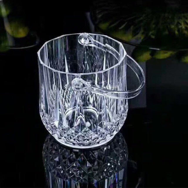 GIÁ SỈ TẠI XƯỞNG Xô đựng đá nhựa meka trong suốt kim cương cứng chịu nhiệt tốt