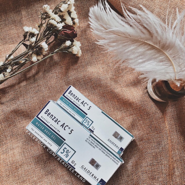 [Mã 2611TIEUDUNG100K giảm 8% đơn 500K] Gel chấm giảm mụn Benzac AC chứa Benzoyl perioxide (nồng độ 2,5% và 5%) | BigBuy360 - bigbuy360.vn