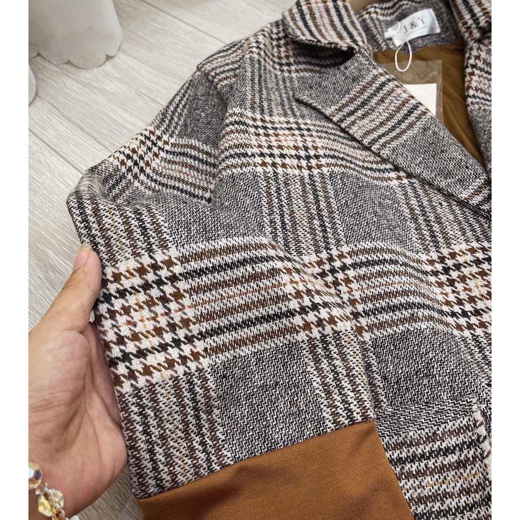 Aó Dạ Nữ Kẻ Sọc ,Aó Khoác Dạ kẻ Vest màu nâu mẫu mới hottren, thiết kế sang trọng, lịch sự ( áo kẻ nâu túi nắp)