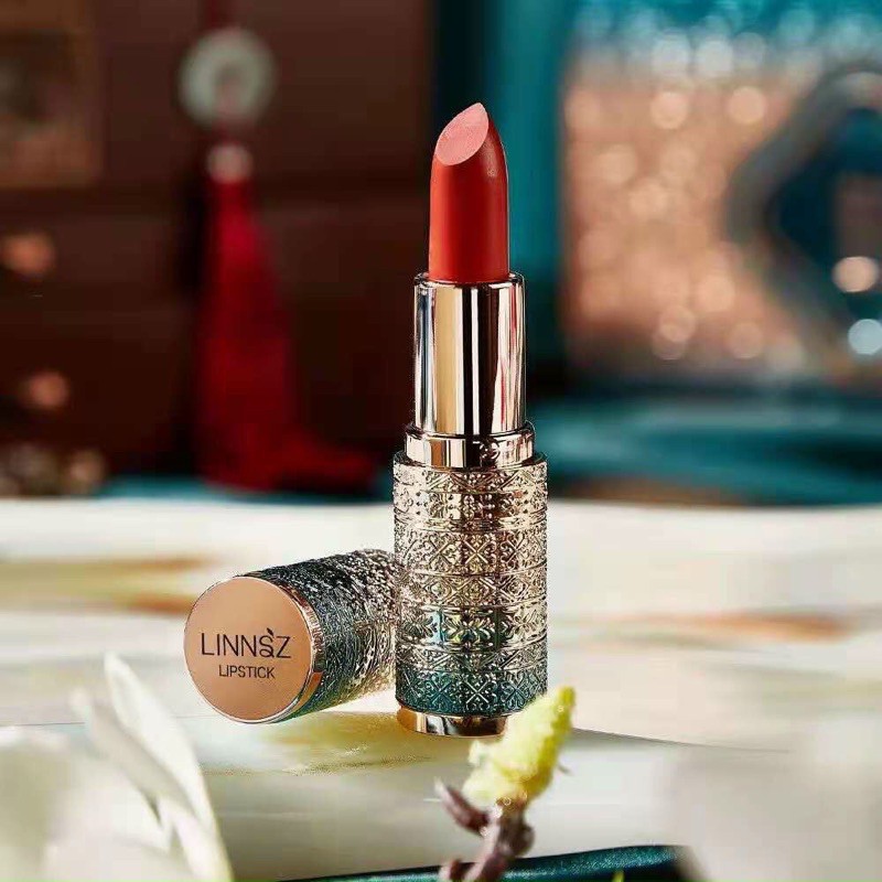 Bộ trang điểm Bướm Xanh 4 món hoàn tiết chạm khắc nổi sao trọng | BigBuy360 - bigbuy360.vn