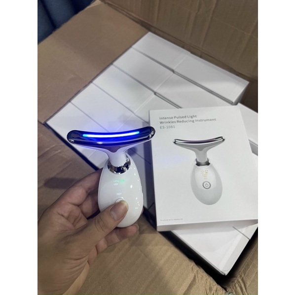 Máy nâng cơ mặt con cá có ánh sáng sinh học