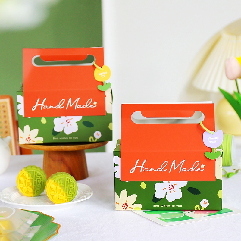 Hộp đựng bánh hoa xanh handmade