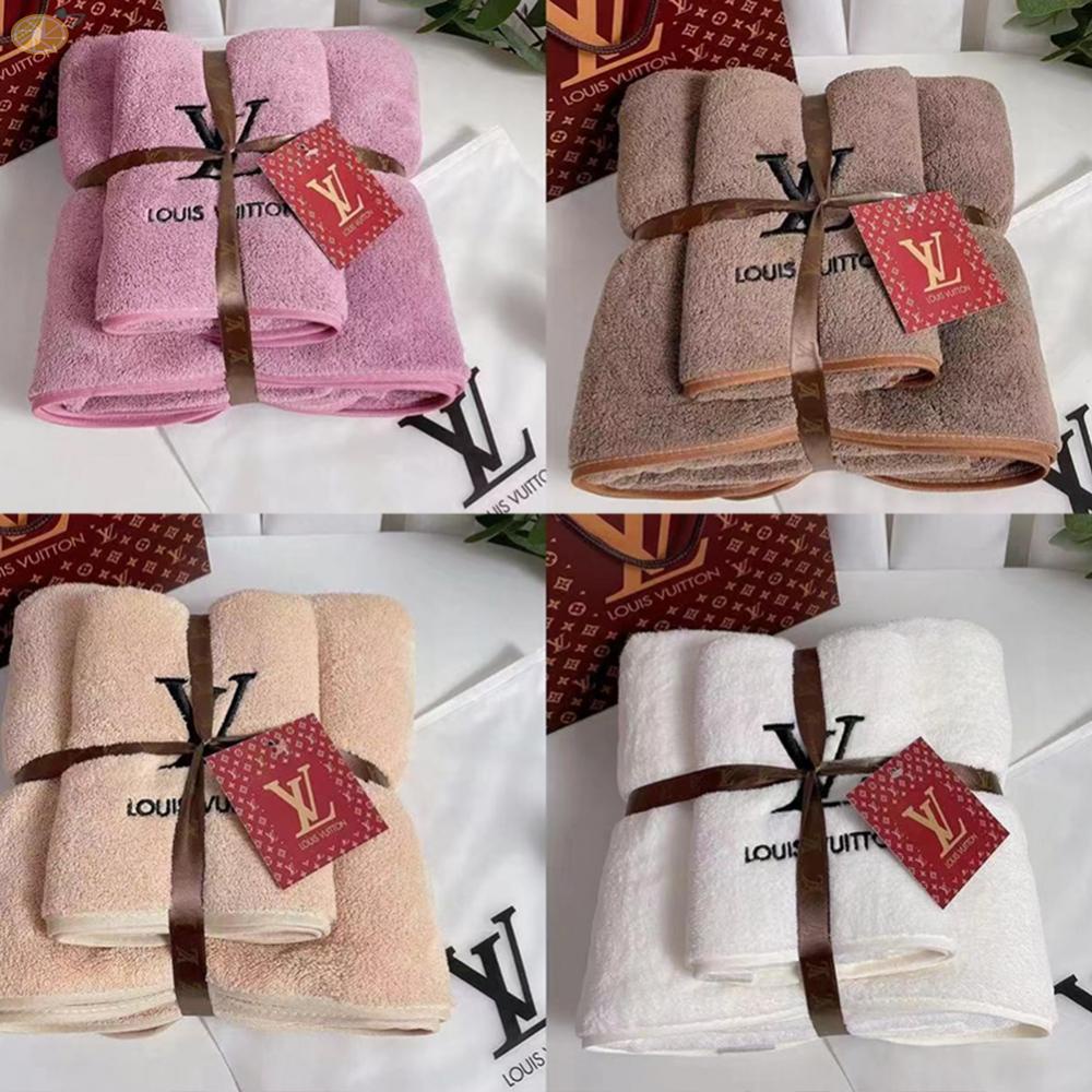 【VARSTR】LV Bath Towel Blanket Quilt Coral Fleece Bed Sheet Dormitory Luxury Fashion Trend  Premium Packaging holiday gift