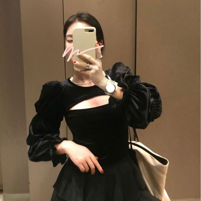 Áo kiểu chất nhung xẻ ngực tay bồng bèo nhún ulzzang sexy - Có ảnh thật