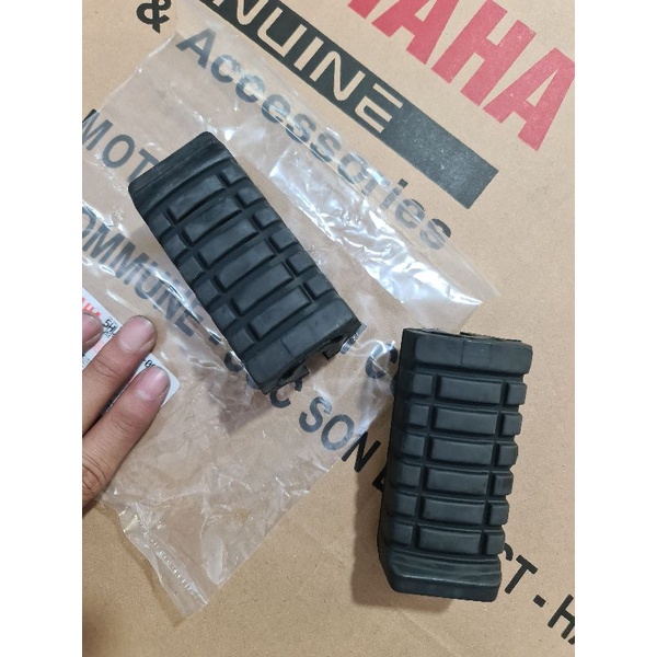 Cao Su Gác Chân Trước Sirius Sử dụng được nhiều loại xe