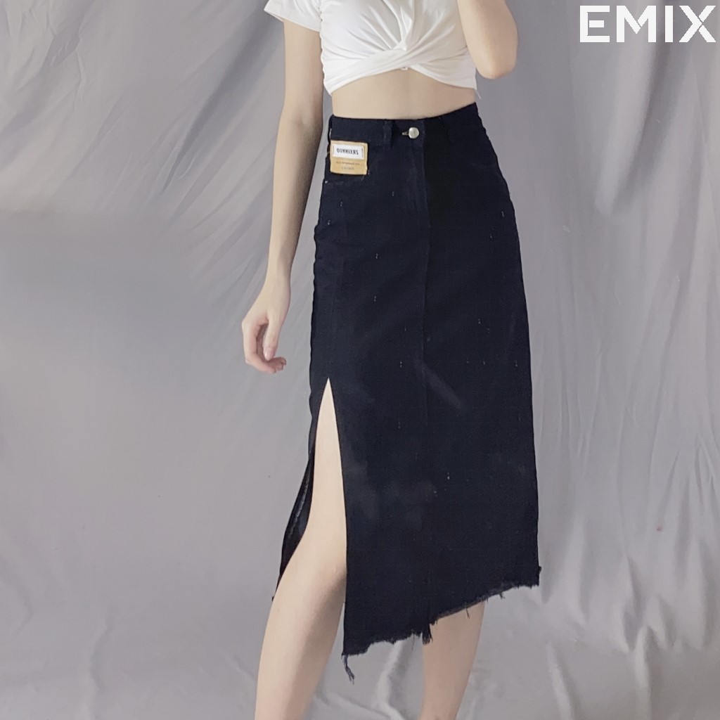 Chân váy jean xẻ chân EMIX (màu đen), dáng dài, 1 lớp, cạp cao, dài 78cm, chất jean mềm mịn đứng dáng, xẻ chân cuốn hút