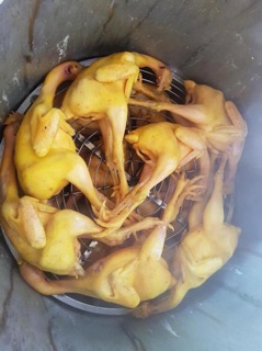 Gà ủ muối hoa tiêu