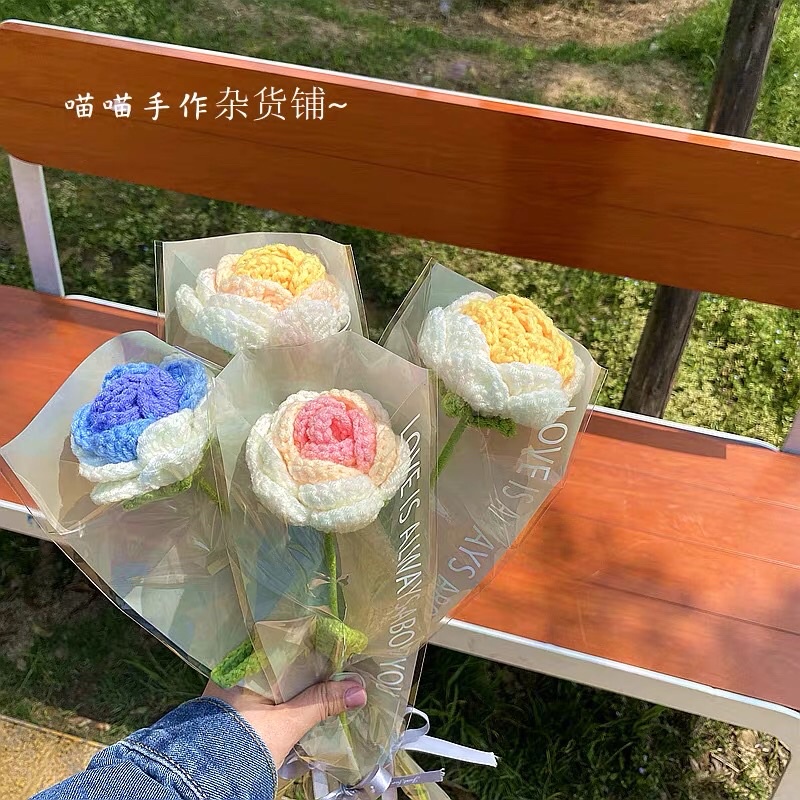 LẺ 1 hoa hồng móc bằng len kèm túi +đèn led xinh xắn làm quà tặng