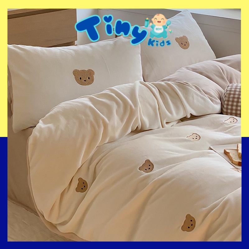 Bộ chăn ga gối Nỉ nhung mịn Hàn Quốc Hình Gấu Teddy Set 4 món cao cấp - Tiny Kids