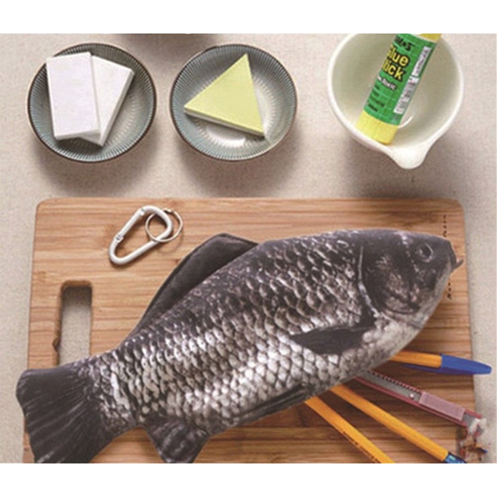 Hộp Đựng Bút/ Đồ Trang Điểm Hình Cá Chép Có Khóa Kéo Tiện Dụng