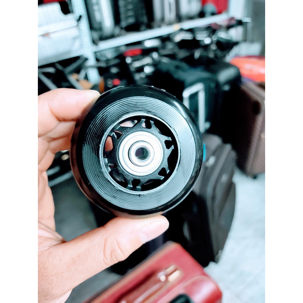 Cặp bánh xe đường kính 70mm vòng bi chất liệu TPU siêu bền dùng để thay thế cho các loại vali vải 2 bánh