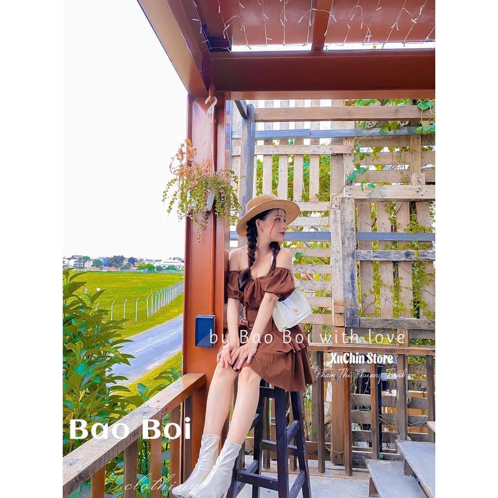 Váy trễ vai tầng