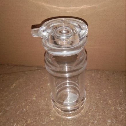Dụng cụ vịt mắm rót dầu mắm nhựa cứng trong nắp zoang hít 200ml