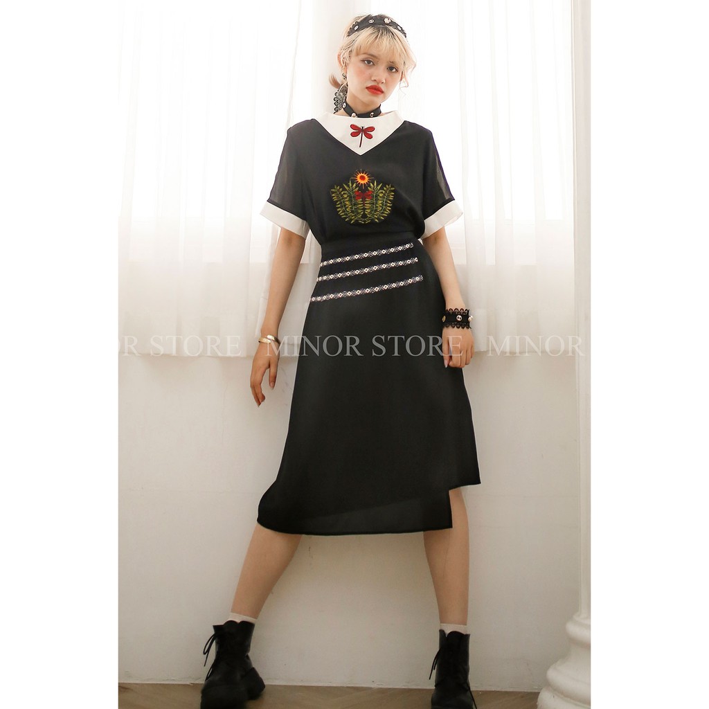 CHÂN VÁY PHỐI 3 ĐƯỜNG REN [MINOR URI]