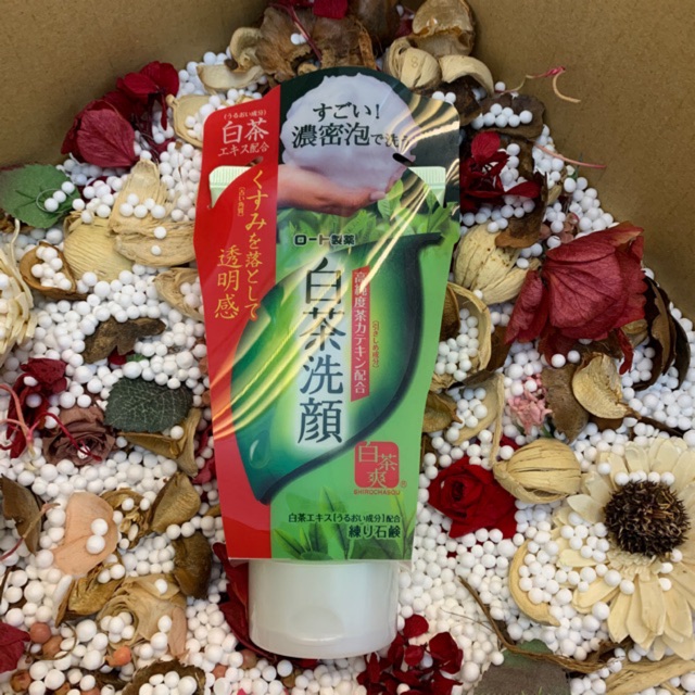 Sữa rửa mặt trà xanh Shirochasou