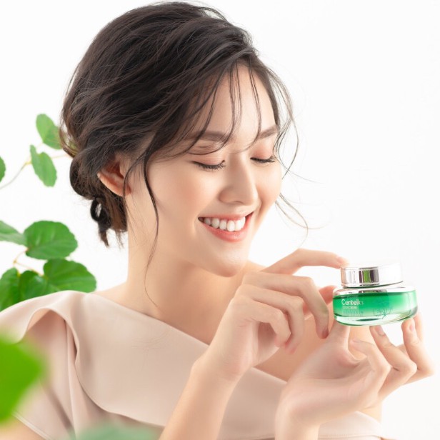 HÀNG CHÍNH HÃNG - Kem Ngừa Mụn Dưỡng Trắng Da Từ Rau Má Thảo Dược Beauskin Centella Cica Cream Hàn quốc Cao Cấp 50g/ Hộp