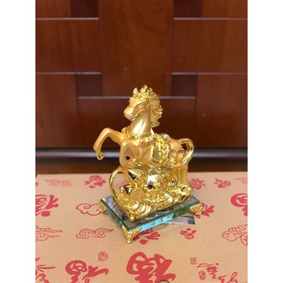 Ngựa Vàng đế thuỷ tinh cao 20cm