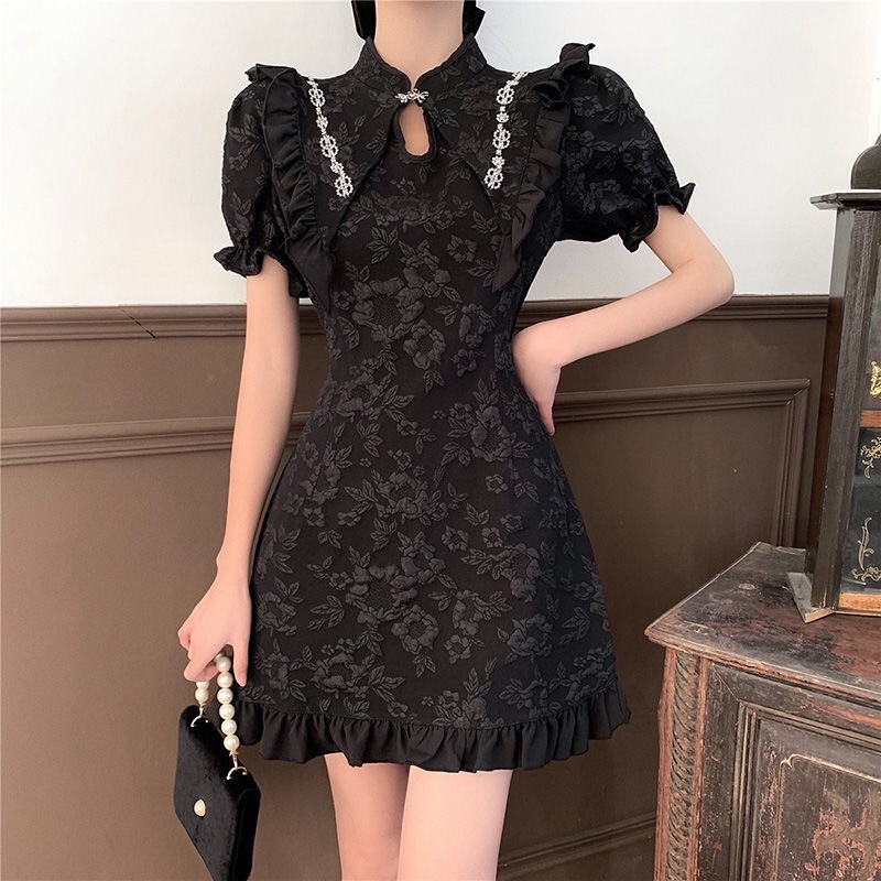 Đầm sườn xám phong cách Trung Hoa tay ngắn