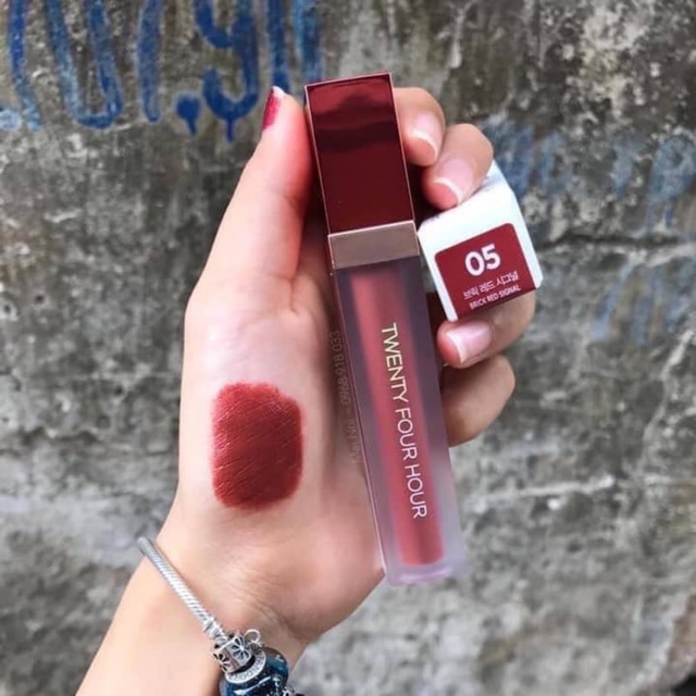 Son Kem Lì Phytotree Twenty Four Hour Velvet Tint #05 - đỏ nâu