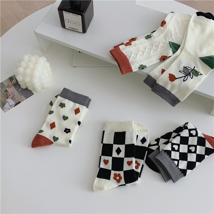 Vớ tất cổ cao Unisex bông hoa caro tim art