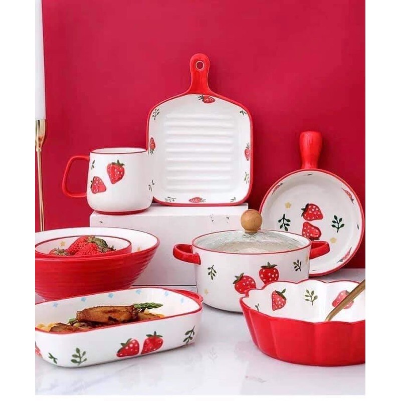Bát đĩa họa tiết dâu tây xinh xắn - Gốm Bơ - BD01