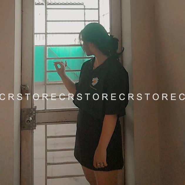 Áo Sơ Mi Tay Lỡ Cổ Vest CR MEN Hoa Cúc form rộng unisex nam nữ vải lụa Đen Trắng | BigBuy360 - bigbuy360.vn