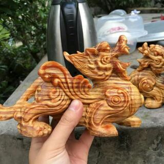 Cặp tỳ hưu gỗ huyết long kèm đế