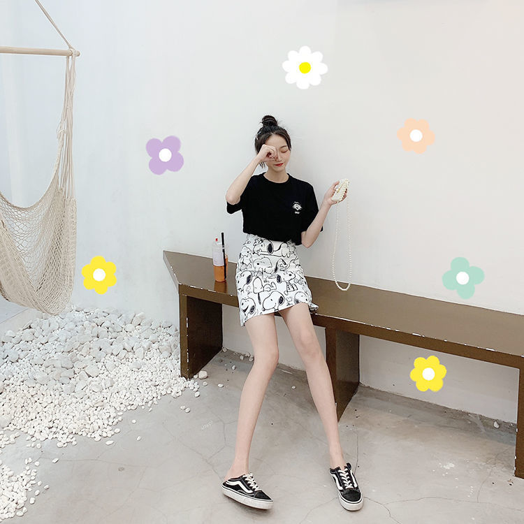 Chân váy mini thiết kế xếp ly phong cách Hàn Quốc