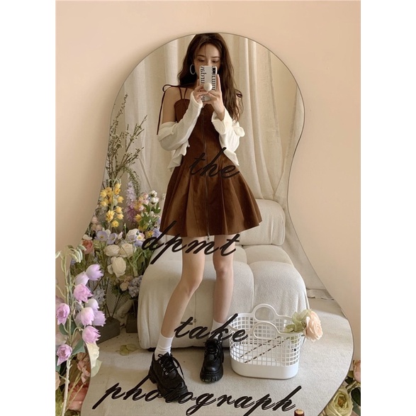 Váy Dây Nâu Đuôi Cá Xoè Cúp Ngực