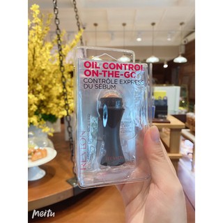 Thanh lăn hút dầu thần kì Revlon sale 50%