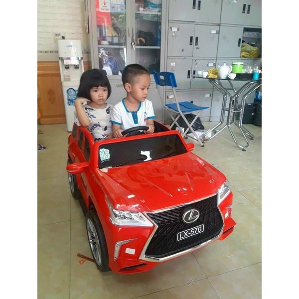 Xe ô tô điện trẻ em lexus LX 570