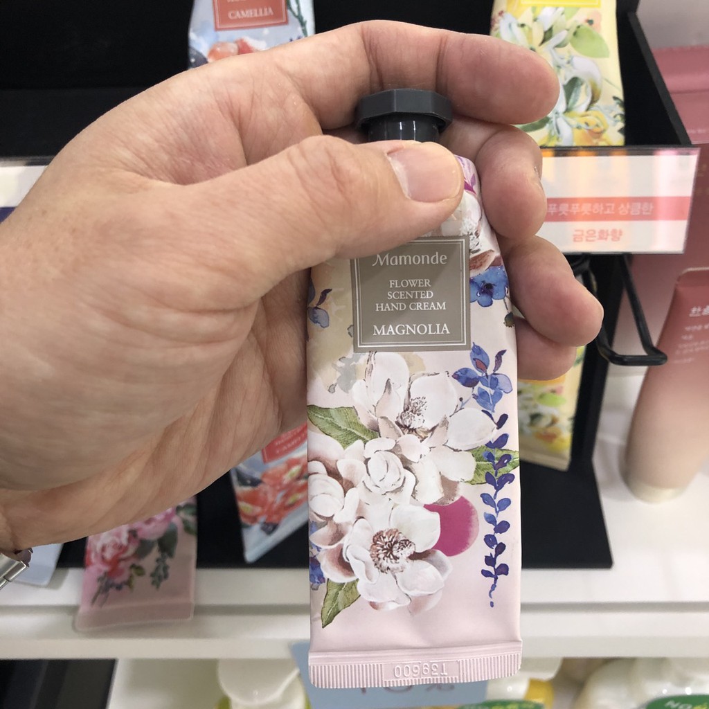 Kem dưỡng da tay Mamonde Flower Scented Hand Cream | BigBuy360 - bigbuy360.vn