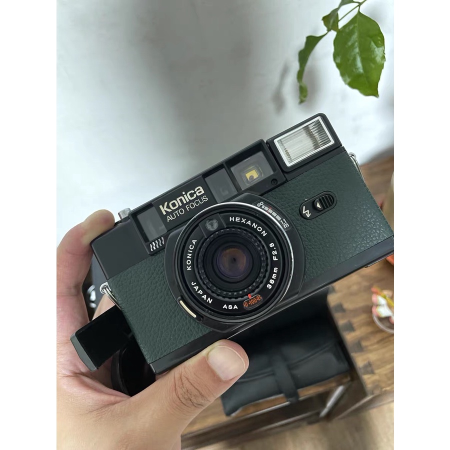 Máy ảnh phim Konica C35 EF3, EFJ, C35 AF có đèn flash phong cách retro