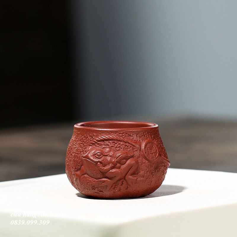 Chén Tử Sa Nghi Hưng Thiềm Thừ Chiêu Tài (Hồng Nê 80 ml)