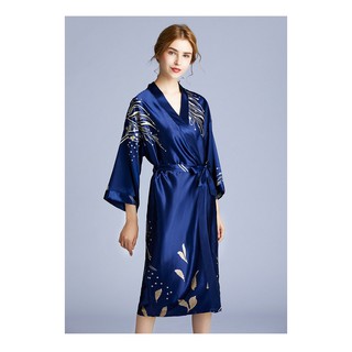 VAPERLA Áo choàng ngủ lụa satin dáng dài họa tiết lá
