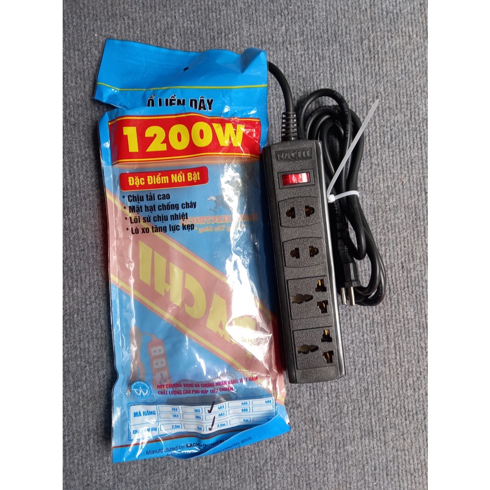 Ổ cắm điện liền dây dài 2,5m chịu tải cao 4 lỗ 1 công tắc Nachi 1200W 4A3