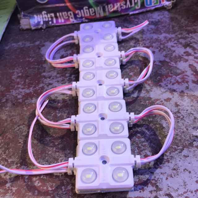 Led 4 bóng mắt lồi